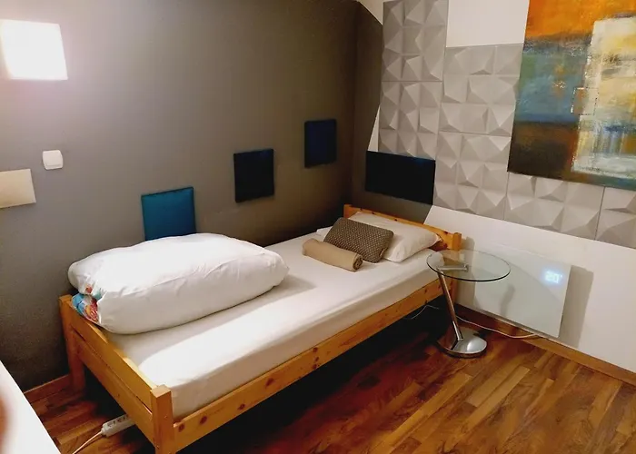 3 Separate Beds - 40m2 - Budapest