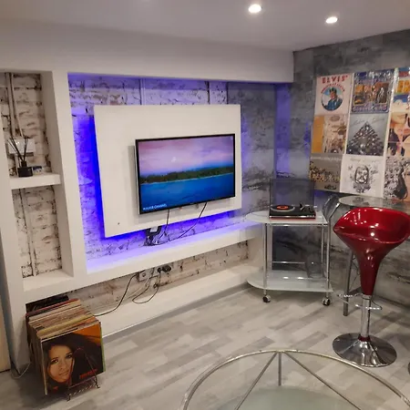 3 Separate Beds - 40m2 -