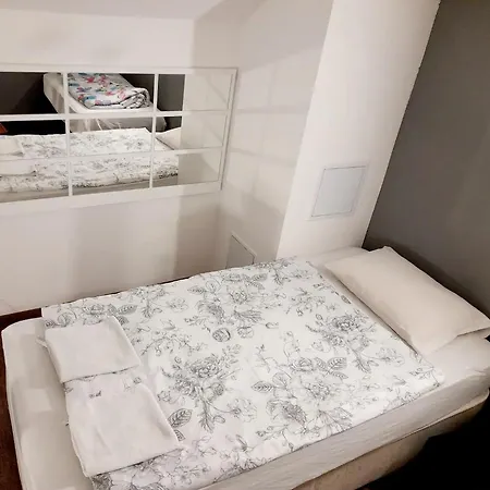 Apartment 3 Separate Beds - 40m2 - Budapest